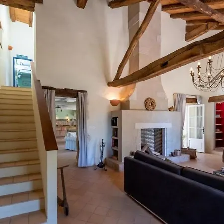 Holiday La Borie Tatil Evi